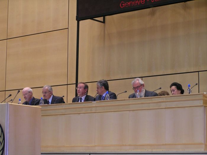 Prezydium Sesji w komplecie